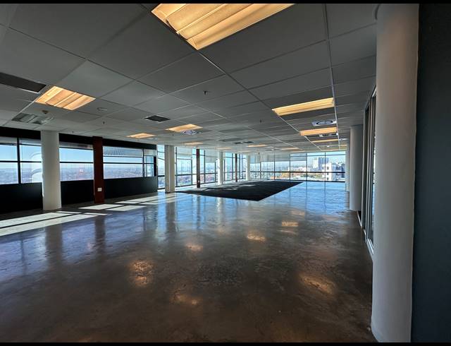 492M² OFFICE TO LET IN SANDTON CENTRAL